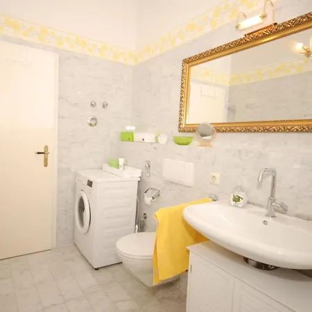 Ferienwohnungen Zeno Villa Rinck Rinckstrasse 13 Appartement