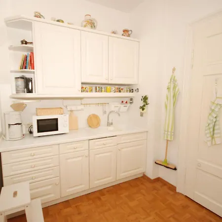 Ferienwohnungen Zeno Villa Rinck Rinckstrasse 13 Appartement
